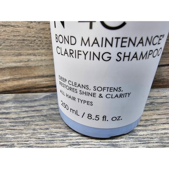 Olaplex No. 4C Bond Maintenance Clarifying Shampoo Deep Clean 8.5oz - Picture 2 of 5